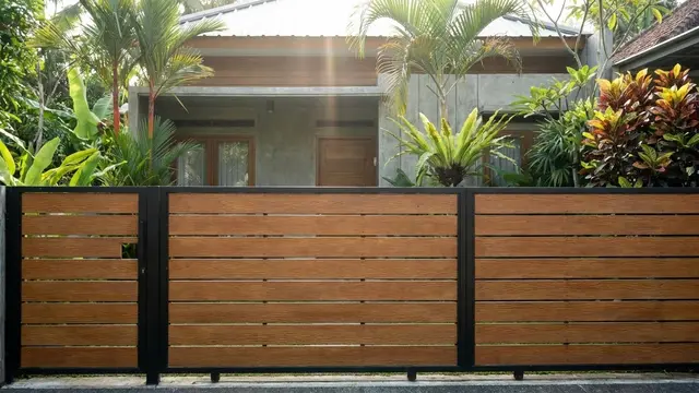 Model Pagar Garis Horizontal
