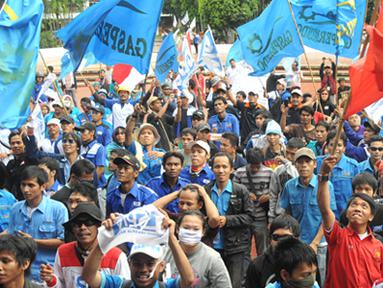 Citizen6, Jakarta: Rencananya ratusan massa buruh dari Gabungan Serikat Pekerja Merdeka Indonesia (Gaspermindo) ini akan menggelar orasi dan unjuk rasa di Bunderan Hotel Indonesia. (Pengirim: Ari Bowo)