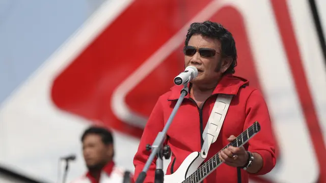 [Bintang] Rhoma Irama & Soneta Grup