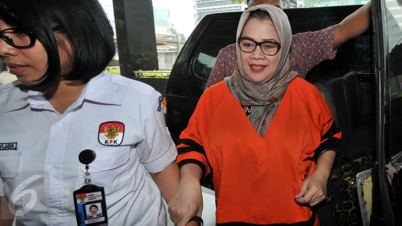 20151027-Begini Gaya Dewie Yasin Limpo di Pemeriksaan Perdana -Jakarta