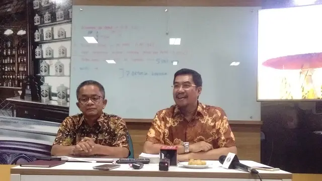 Ketua dan Sekjen Ikatan Apoteker Indonesia