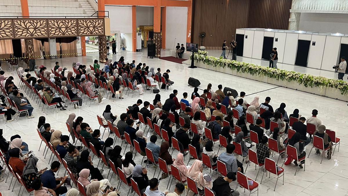 Keseruan Audisi The Icon Indonesia di Makassar, Hujan Deras Tak Padamkan Semangat 668 Peserta