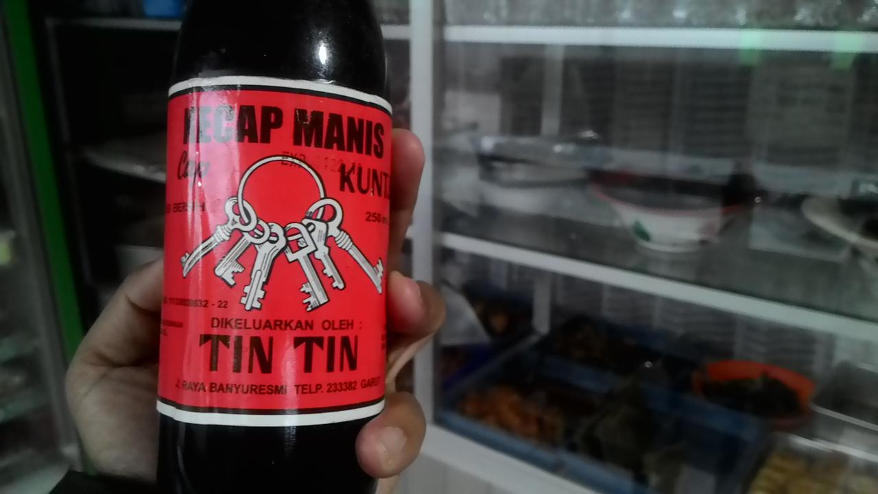 Kecap Kuntji asal Garut yang cukup legendaris bagi masyarakat Garut, Jawa Barat