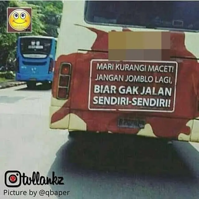 6 Tulisan Nyeleneh di Belakang Bus Ini Bikin Ketawa Geli