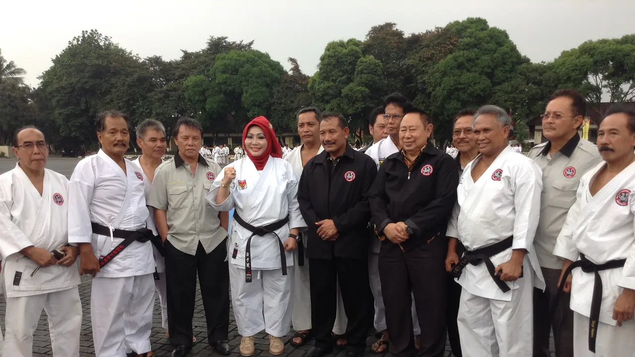 Kapolri Buka Ujian Kenaikan Sabuk Inkinas (udah)