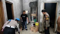 Bisnis Miras Berkedok 'Es Moni' Terbongkar, Warungnya Digerebek Polisi