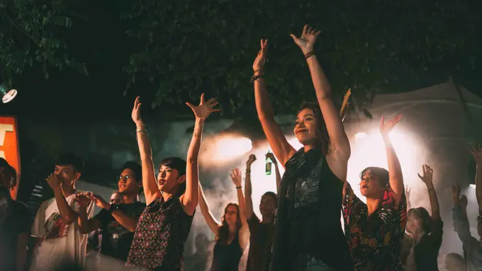 [Bintang] Behind The Scene Film AADC 2 