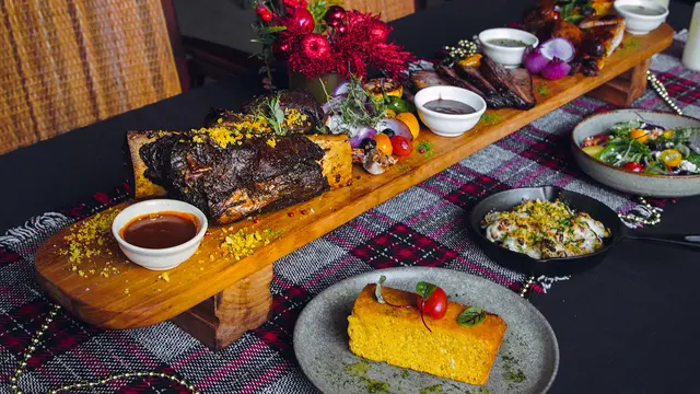 Sajian Lezat untuk Selebrasi Kehangatan Thankgiving Bersama Keluarga dengan Steak Platter
