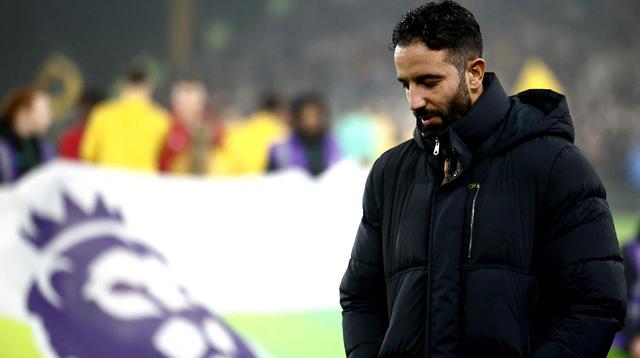 Bertandang ke markas Wolverhampton Wanderers pada laga lanjutan Liga Premier Inggris2024/2025, Manchester United takluk 0-2. (HENRY NICHOLLS/AFP)