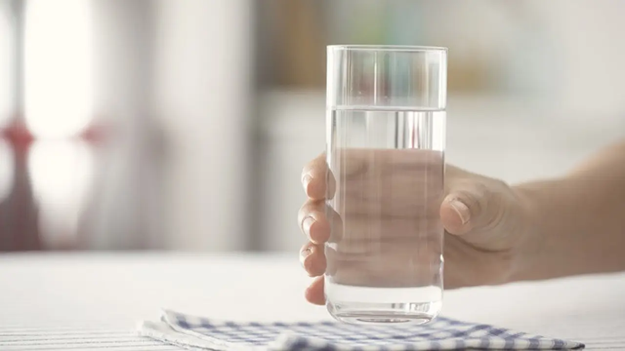 Cara Melangsingkan Badan dengan air putih