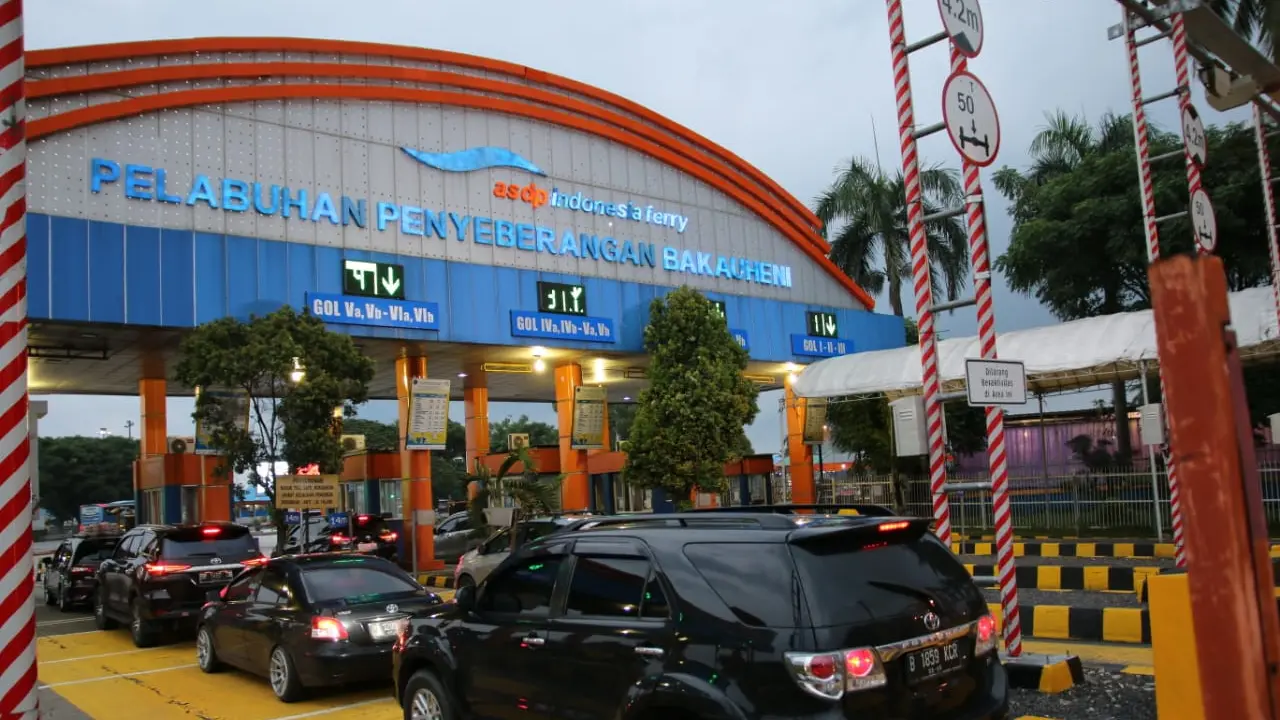 Pelabuhan.