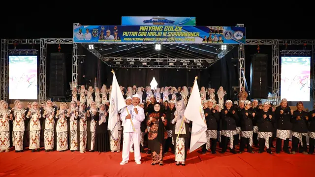Pagelaran Seni Budaya Sunda Semarakkan Bontang, Wali Kota Neni Ajak Warga Rawat Persatuan