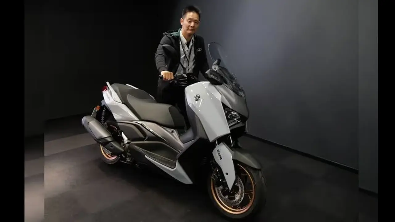 Yamaha XMax