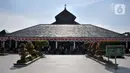 Suasana Masjid Agung Demak di Bintoro, Demak, Jawa Tengah, pada akhir Maret lalu. Masjid Agung Demak merupakan masjid kuno yang dibangun oleh Raden Patah dari Kerajaan Demak dibantu para Walisongo pada abad ke-15 Masehi. (merdeka.com/Iqbal S. Nugroho)