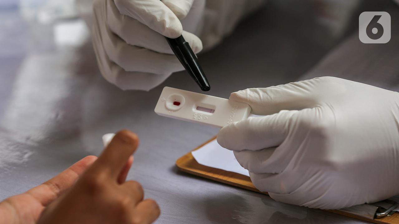 Badan Intelijen Negara (BIN) menggelat rapid test massal di Kantor Kelurahan Pondok Betung Tangerang Selatan.