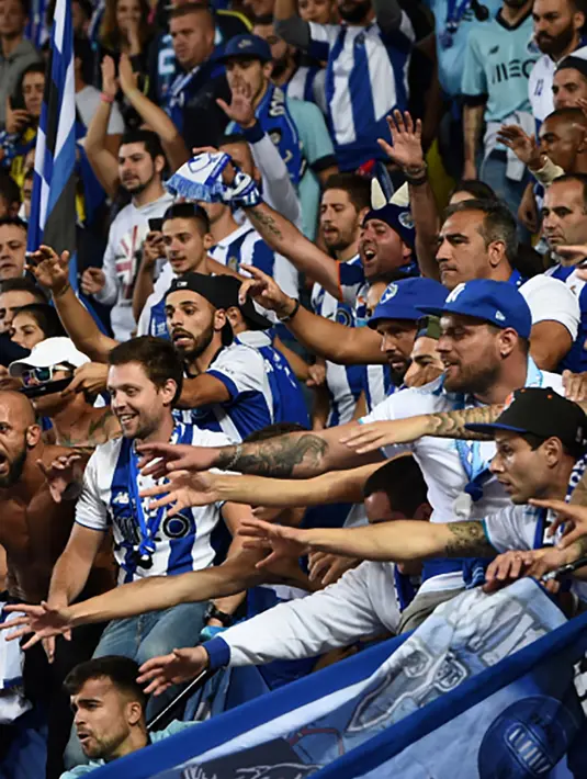Porto menjadi tempat penjualan favorit dikarenakan harga pemain yang masih murah. Porto pernah memiliki pemain kualitas wahid seperti James Rodriguez, Andre Silva dan Falcao. (AFP/Christine Poujoulat)