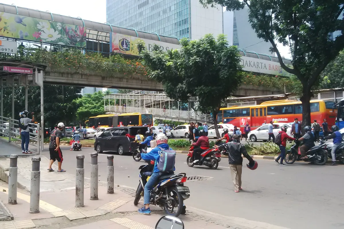 Bentrok Go-Jek di Benhil
