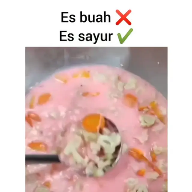 6 Potret Sayur Berkuah untuk Sahur Ini Bikin Tepuk Jidat, Jadi Enggak Selera