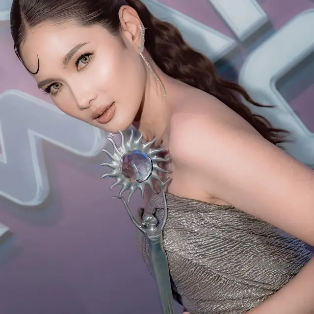 Potret 6 Artis Raih Penghargaan SCTV Awards 2024 Kategori Individu, Tak Menyangka
