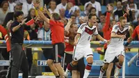 Kenangan Manis Ozil Saat Jumpa Langsung Legenda Real Madrid