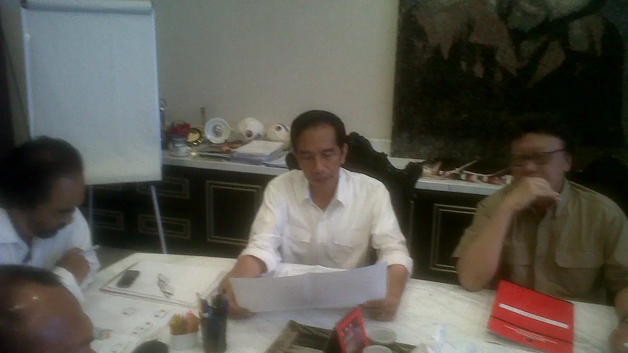 Jokowi Temui Surya Paloh, Koalisi?