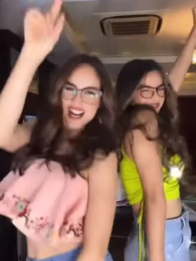 Cinta Laura dan Susan Sameh