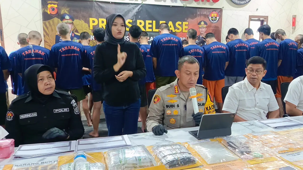 Kapolrestabes Bandung Kombes Pol Budi Sartono