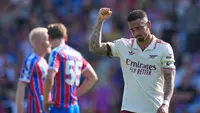 Pemain Arsenal Gabriel Jesus merayakan gol yang dicetaknya pada laga Premier League/Liga Inggris antara Crystal Palace vs Arsenal di London, Minggu, 24 Mei 2026. (AP Photo/Kin Cheung)