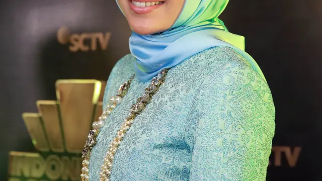 [Bintang] Dewi Sandra