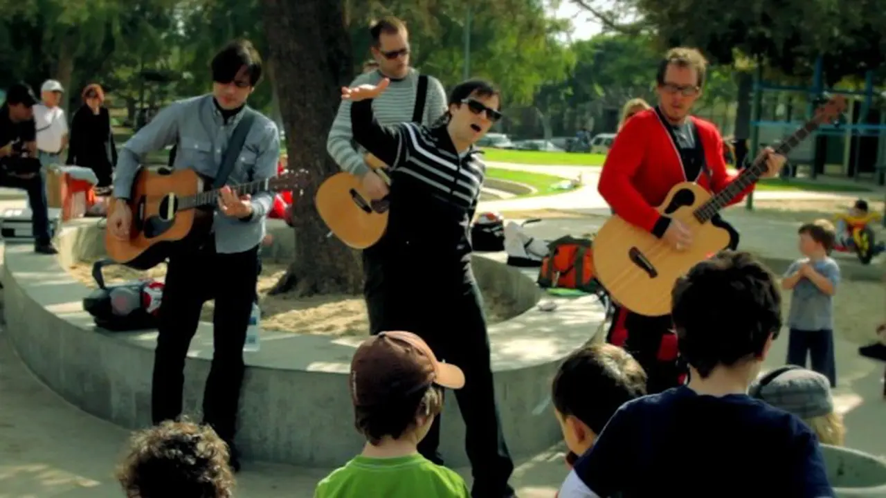 Rilis Video Pendek, Weezer Tengah Siapkan Album Baru?