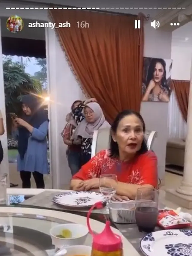 Ashanty di Rumah Krisdayanti