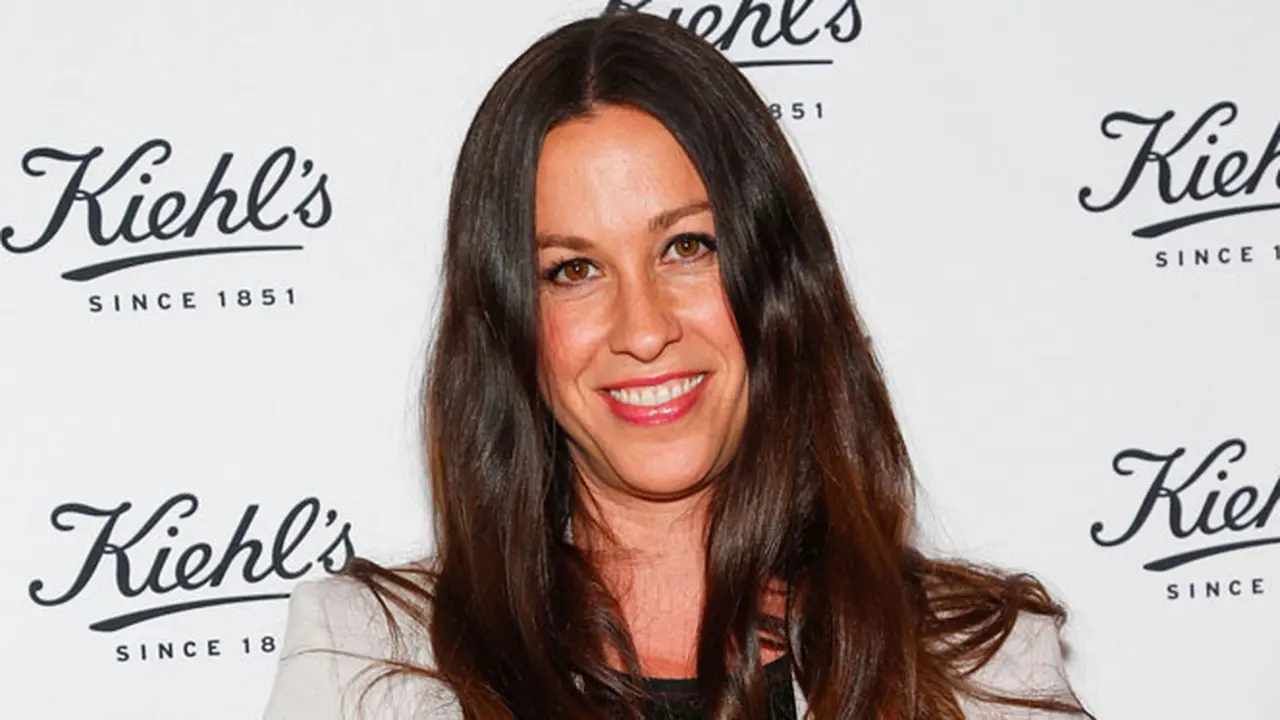 alanis-130927c.jpg
