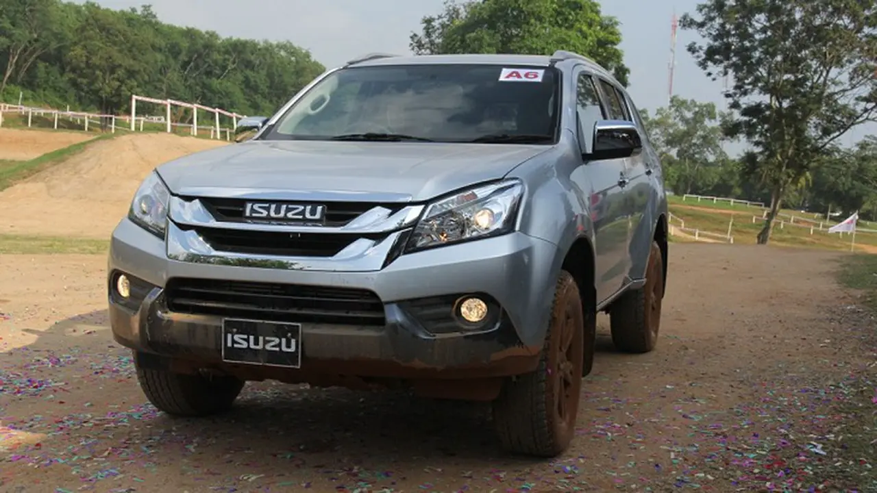 Jual MU-X, Isuzu Andalkan Pengalaman Jual Mobil Niaga