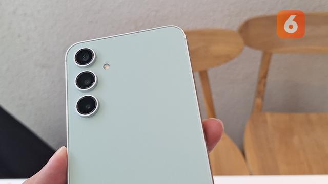 Samsung Galaxy S23 FE (Liputan6.com/Giovani Dio Prasasti)