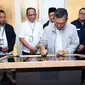 Menteri Energi dan Sumber Daya Mineral (ESDM) Arifin Tasrif meresmikan dua pusat peribadatan di PSN Smelter Merah Putih Kolaka, Sulawesi Tenggara pada Senin (1/7/2024) dan Selasa (2/7/2024).(Dok Kementerian ESDM)