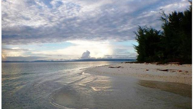 Pulau Bandang di Banggai Laut, Sulawesi Tengah