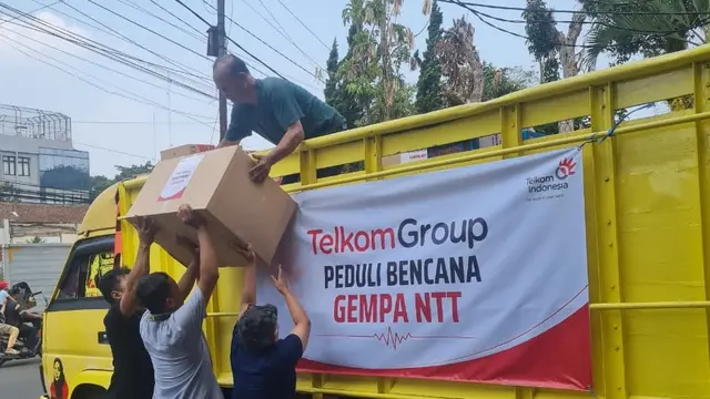 Konektivitas NTT Kembali Normal 100%, TelkomGroup Lanjutkan Bantuan ke 5 Wilayah Terdampak