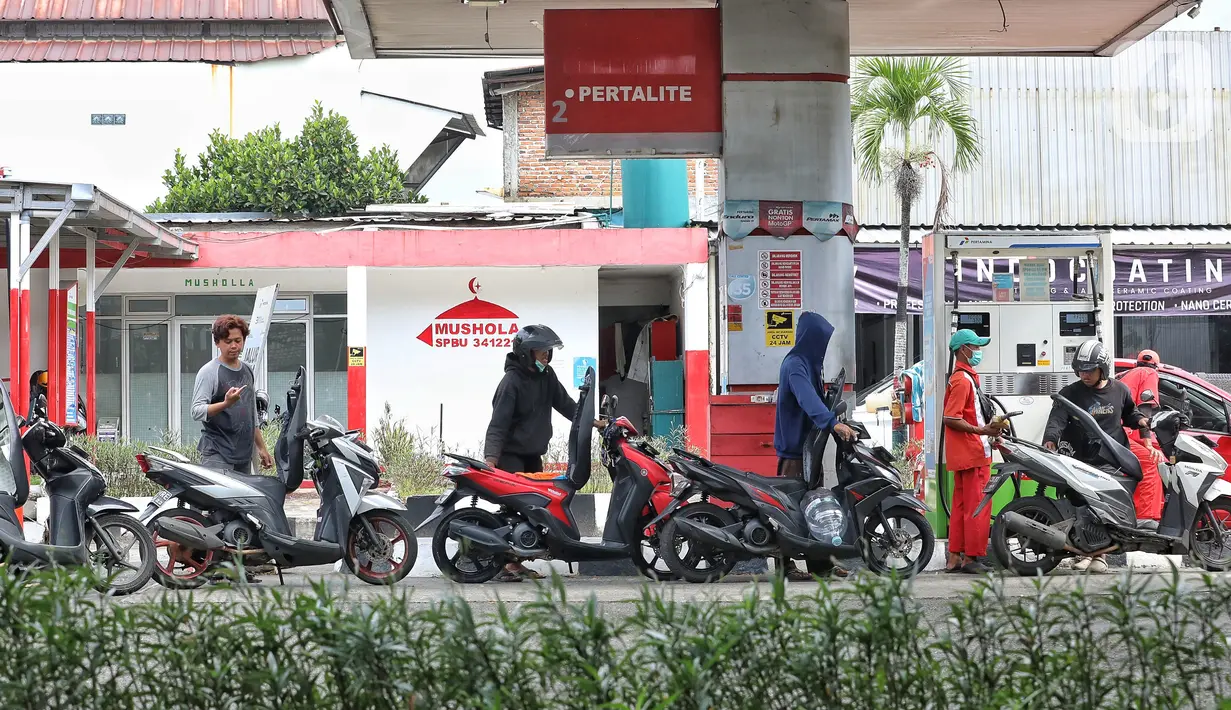 Perusahaan juga bakal menyiapkan beberapa Stasiun Pengisian Bahan Bakar Umum (SPBU) yang standby selama 24 jam penuh. (Liputan6.com/Angga Yuniar)