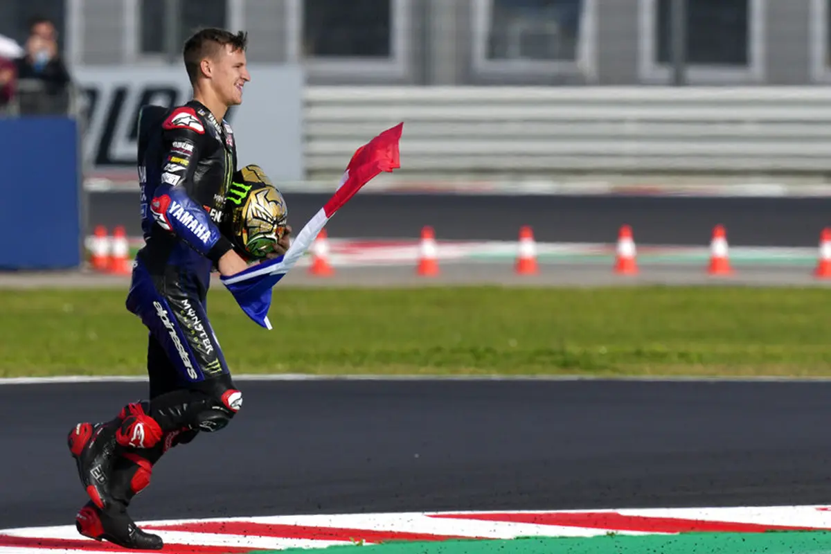 FOTO: Fabio Quartararo Pastikan Titel Juara Dunia MotoGP 2021