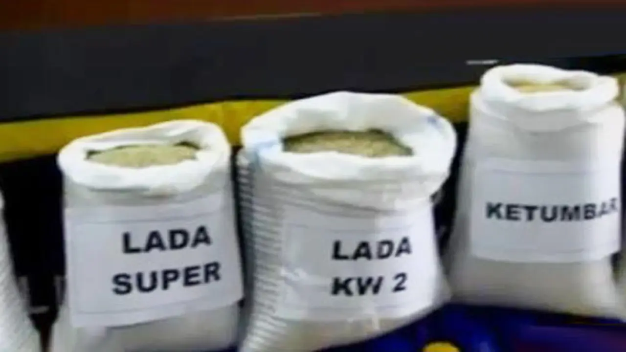 VIDEO: Penjual Lada-Ketumbar Berpemutih Terancam 5 Tahun Penjara