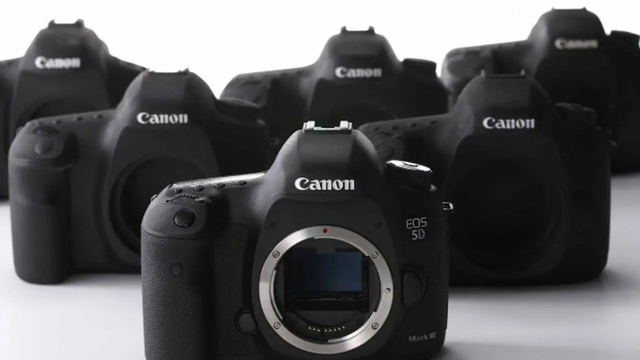 Awal 2015, Canon EOS 5D MK IV &amp; EOS 1D X MK II Siap Meluncur