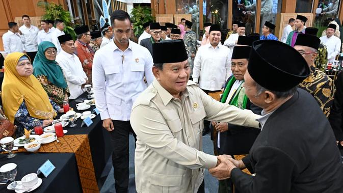 Momen Prabowo Silaturahmi Bareng Ulama, Pendakwah, hingga Pimpinan Ponpes di Istana