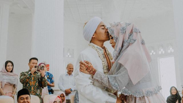 [Bintang] Taqy Malik dan Salmafina Khairunnisa