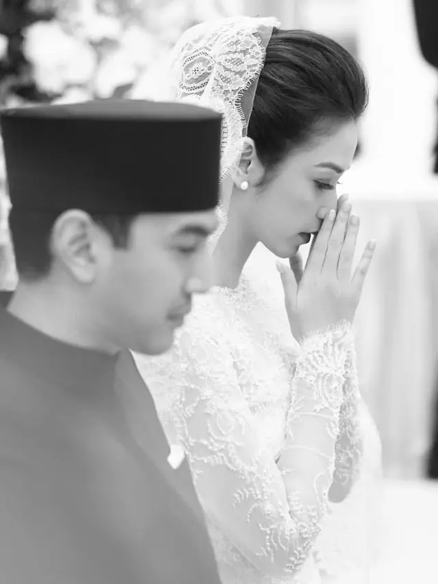 Umumkan Menikah, Ini 5 Potret Detail Makeup Velove Vexia di Hari Pernikahan