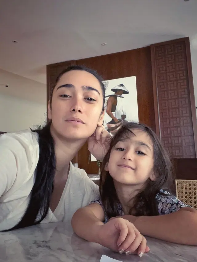 Alexandra Gottardo bersama anaknya (Instagram/got_alex)