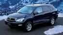 Toyota Harrier generasi kedua sempat menduduki posisi Alphard sekarang sebagai mobil wajib orang kaya di Indonesia. Harrier ini dijual sejak 2004 hingga 2013 dengan dua opsi mesin bensin yaitu 2.400cc dan 3.000cc. Desainnya yang mewah dan harga baru di eranya yang terbilang mahal membuat mobil ini memiliki citra sebagai mobil kelas atas. Saat ini, Harrier generasi kedua dibanderol mulai dari Rp150 juta sampai Rp250 jutaan. (Source: mbtech.info)