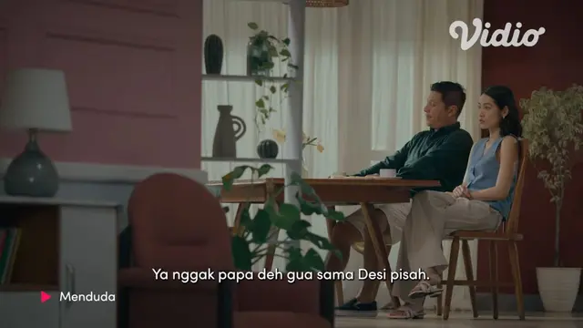 Gading Marten dan Niken Anjani pada trailer serial 'Menduda' (YouTube/Vidio)