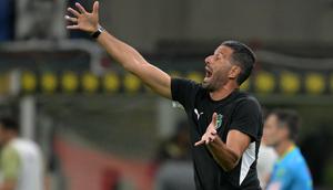 Pelatih Sassuolo di musim 2025/2026, Fabio Grosso. (AFP/Stefano Rellandini)