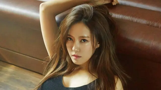 [Bintang] 8 Artis Korea yang Punya Wajah Jutek