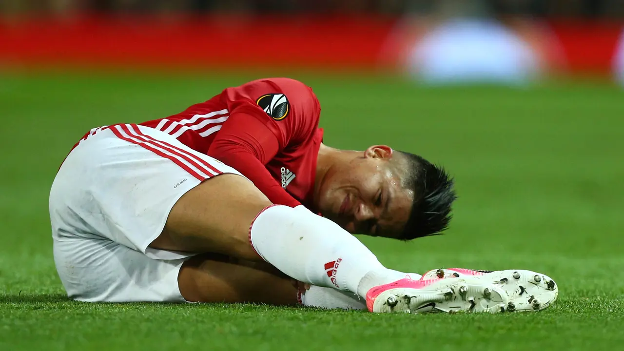 20170421-MU ke Semifinal Liga Europa-AP